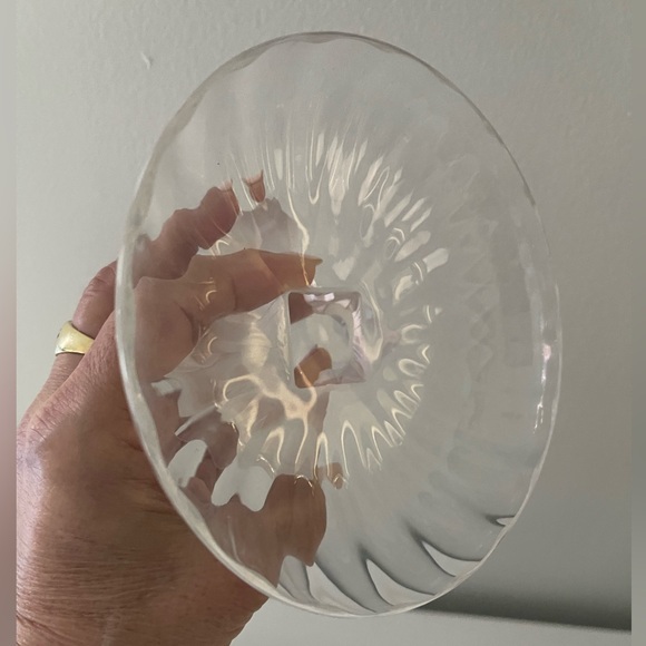 Lalique Crystal Pedestal Bowl with Bird Design 5 1/2” across x 3 3/8” T - Picture 8 of 16